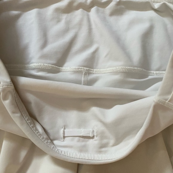 Lululemon Hit your Stride Skirt white RARE - Picture 4 of 10